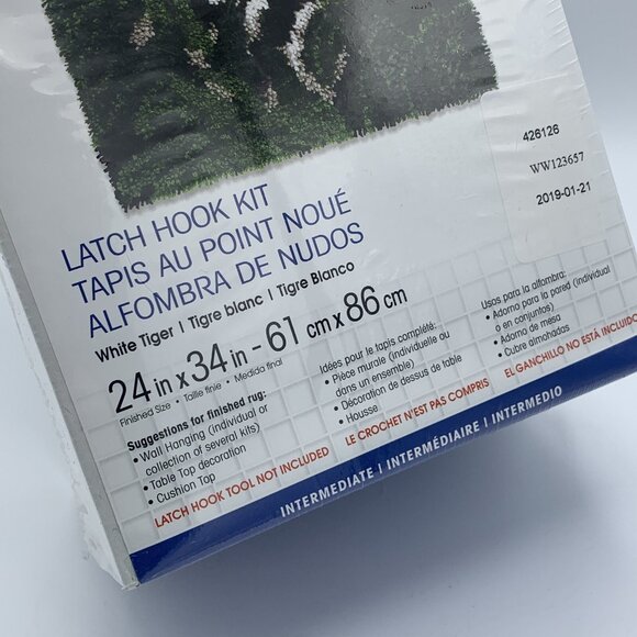 WonderArt White Tiger Latch Hook Kit - 24” x 34” Sealed - Picture 3 of 6